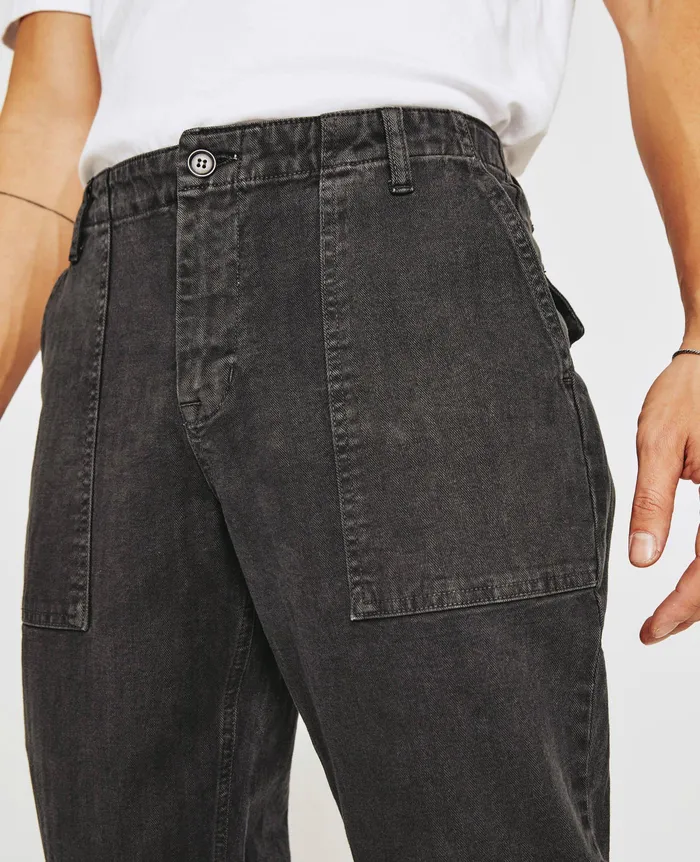 AG Jeans Pants Men Wells Fatigue HIGHWAY PURE BLACK AG Jeans Pants Men Wells Fatigue HIGHWAY PURE BLACK