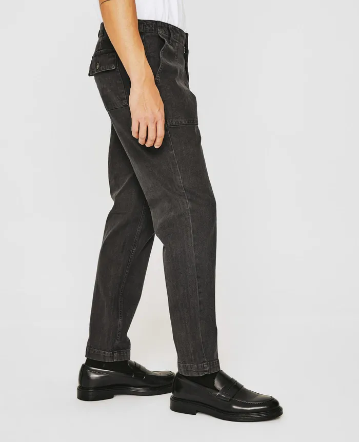 AG Jeans Pants Men Wells Fatigue HIGHWAY PURE BLACK AG Jeans Pants Men Wells Fatigue HIGHWAY PURE BLACK