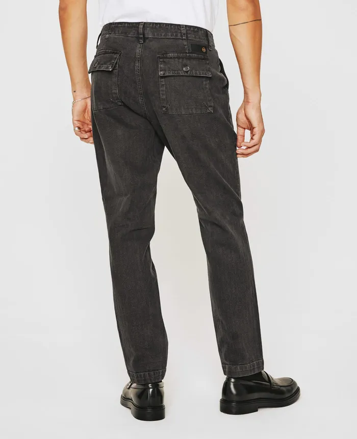 AG Jeans Pants Men Wells Fatigue HIGHWAY PURE BLACK AG Jeans Pants Men Wells Fatigue HIGHWAY PURE BLACK