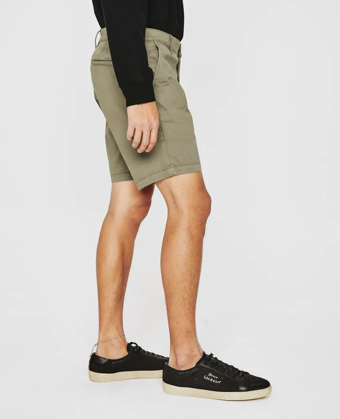 AG Jeans Shorts Men Wanderer Short SULFUR DRIED ROSEMARY AG Jeans Shorts Men Wanderer Short SULFUR DRIED ROSEMARY