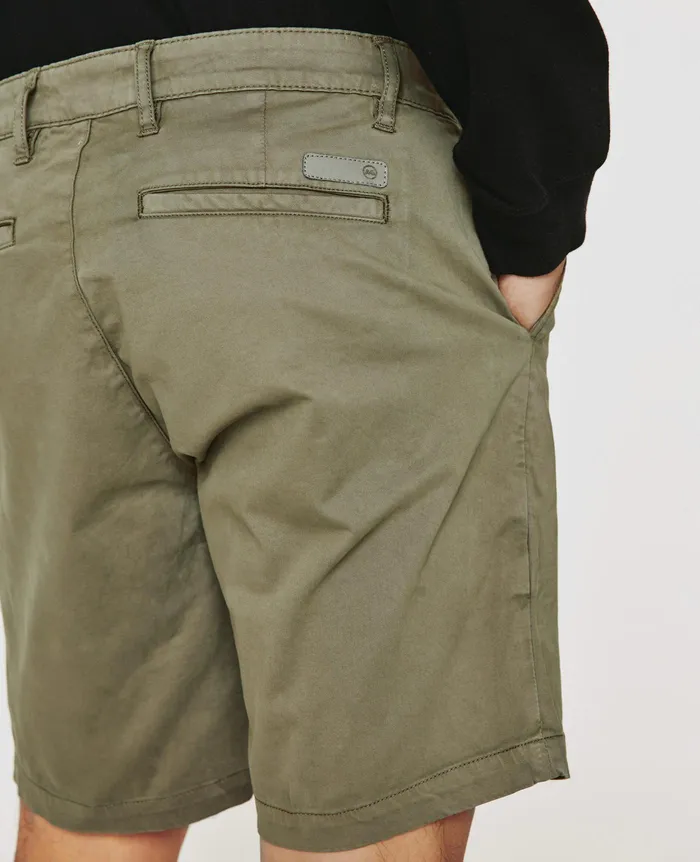 AG Jeans Shorts Men Wanderer Short SULFUR DRIED ROSEMARY AG Jeans Shorts Men Wanderer Short SULFUR DRIED ROSEMARY