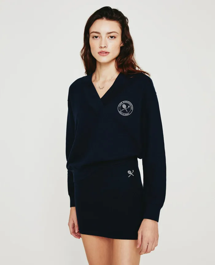 AG Jeans Sweatshirts Women Weddington Vee Sweatshirt WEDDINGTON CREST COURT NAVY AG Jeans Sweatshirts Women Weddington Vee Sweatshirt WEDDINGTON CREST COURT NAVY