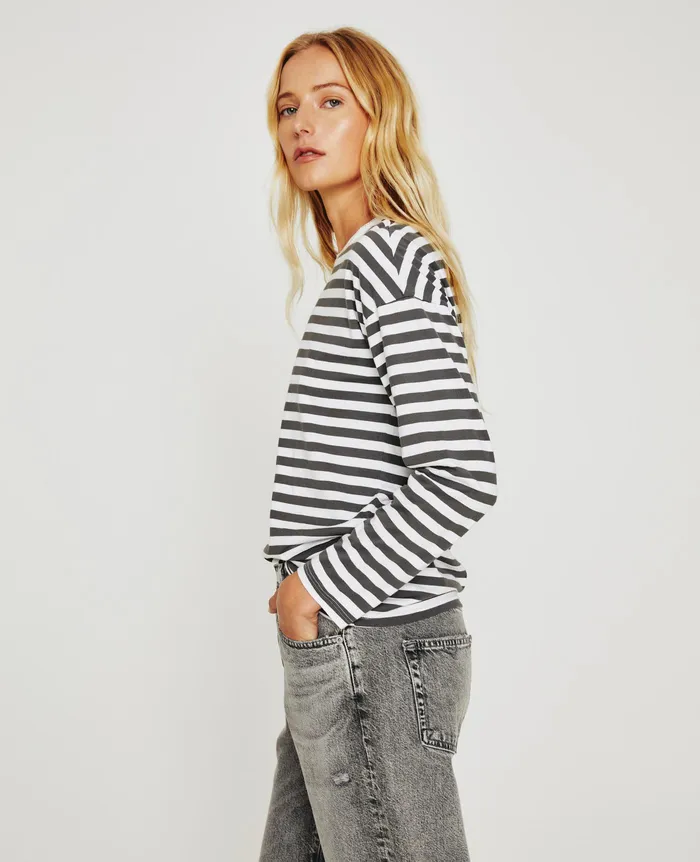 AG Jeans Tees and Tanks Women Fay LS Crew TRUE WHITEFOLKESTONE GREY AG Jeans Tees and Tanks Women Fay LS Crew TRUE WHITEFOLKESTONE GREY