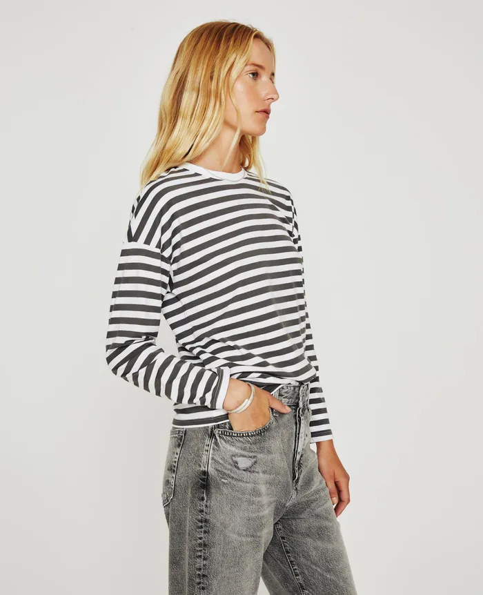 AG Jeans Tees and Tanks Women Fay LS Crew TRUE WHITEFOLKESTONE GREY AG Jeans Tees and Tanks Women Fay LS Crew TRUE WHITEFOLKESTONE GREY