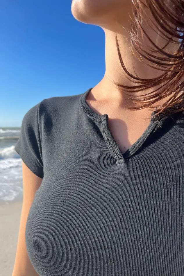 Ashlyn VNotch Top Black Women Brandy Melville Tops