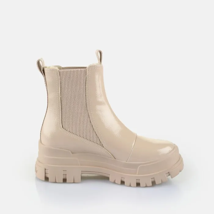 Aspha Chelsea Mid Warm Cream Buffalo Boots and AnkleBoots