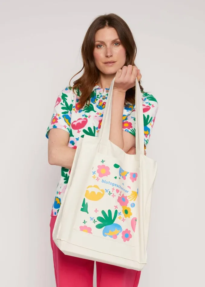 Blutsgeschwister Handbag One For All White Women Other Accessoires