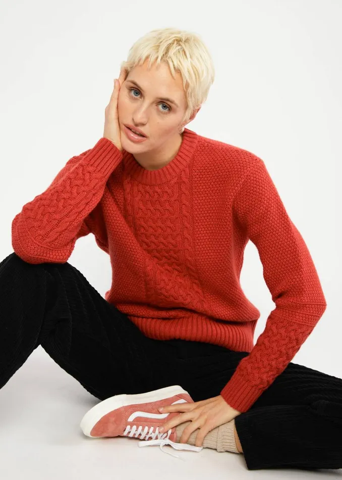 Blutsgeschwister Knitted Jumper All About Aran Red Women Knitted Jumpers