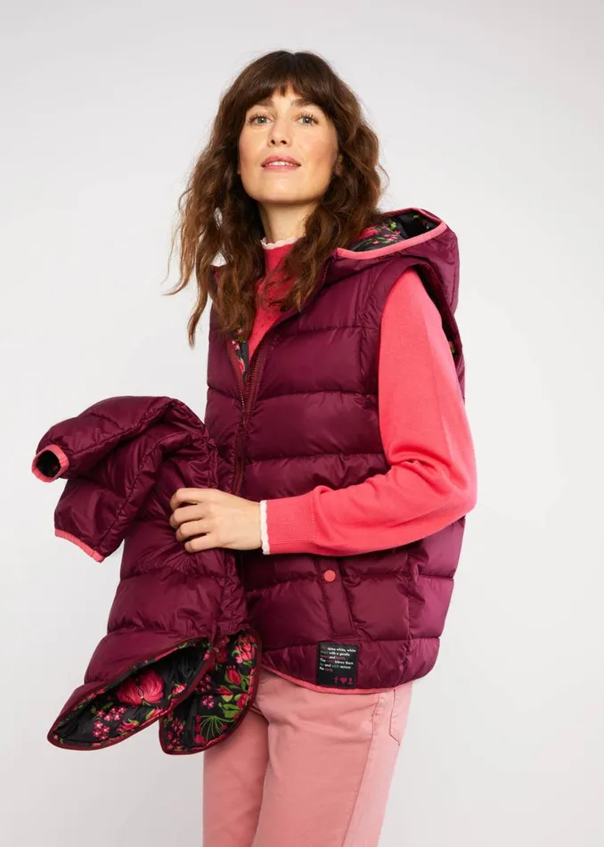 Blutsgeschwister Quilted Jacket No Down Wizard Red Women Jackets and Coats