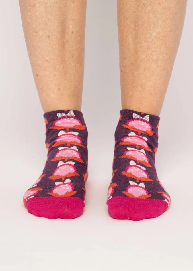 Blutsgeschwister Socks Sensation Steps Snkr Purple Women Socks