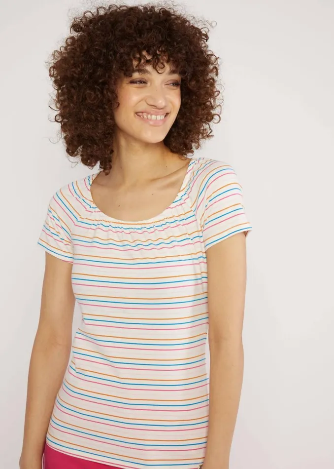 Blutsgeschwister TShirt Vintage Heart White Women Tops