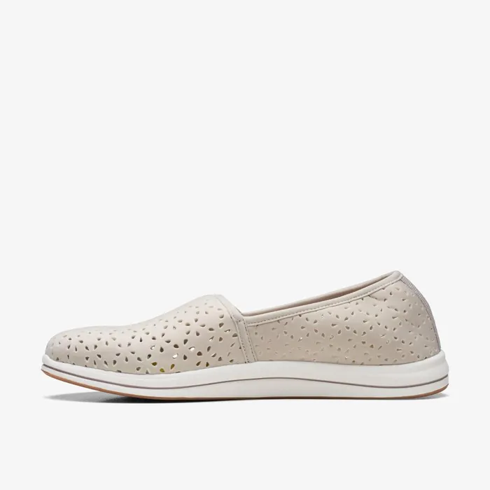Breeze Emily Light Taupe Women Clarks Flats