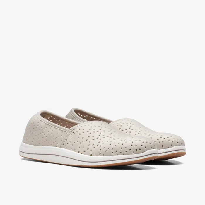 Breeze Emily Light Taupe Women Clarks Flats