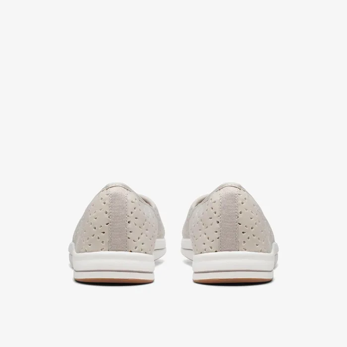 Breeze Emily Light Taupe Women Clarks Flats