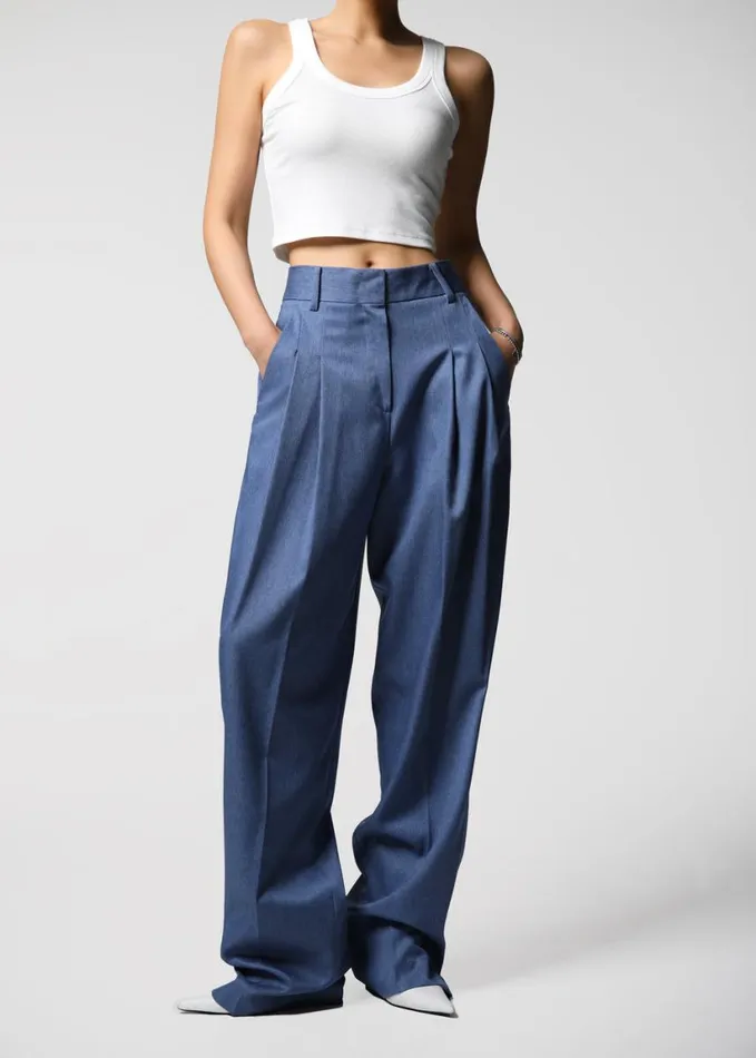 Clothing Women The Frankie Shop Cooper Pintuck Trousers 8211 Blue