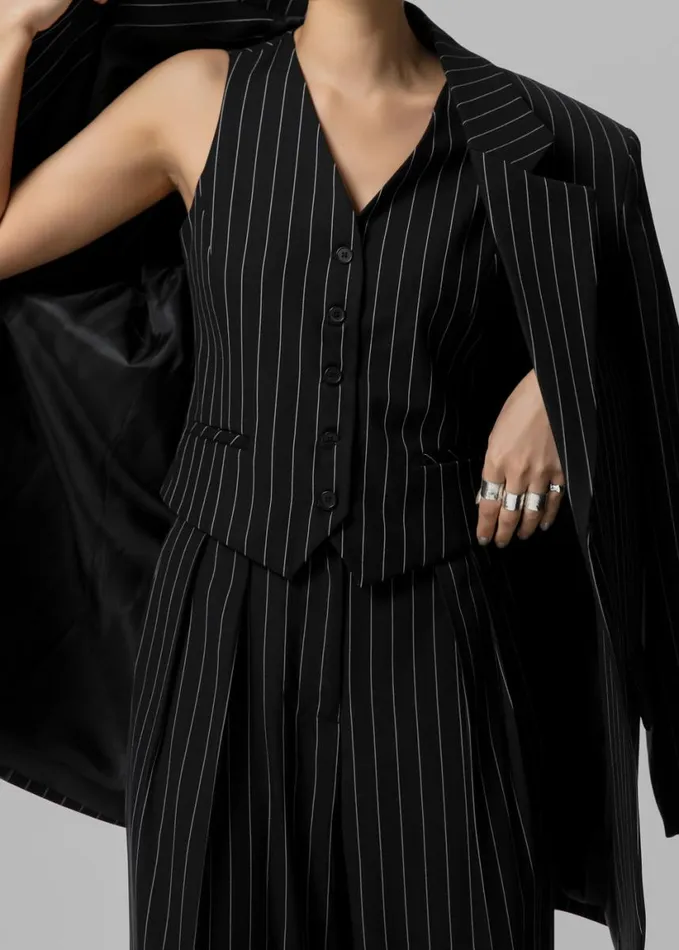Clothing Women The Frankie Shop Holland Pleated Trousers 8211 BlackWhite Pinstripe
