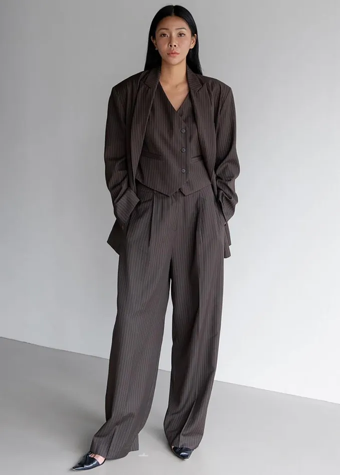 Clothing Women The Frankie Shop Ivey Pintuck Trousers 8211 BrownWhite Pinstripe