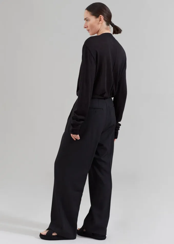 Clothing Women The Frankie Shop Nessi Pintuck Trousers 8211 Black