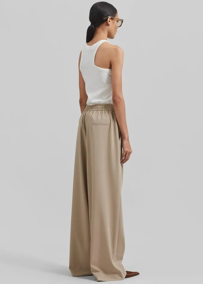 Clothing Women The Frankie Shop Omi Halter Tank Top 8211 Cream