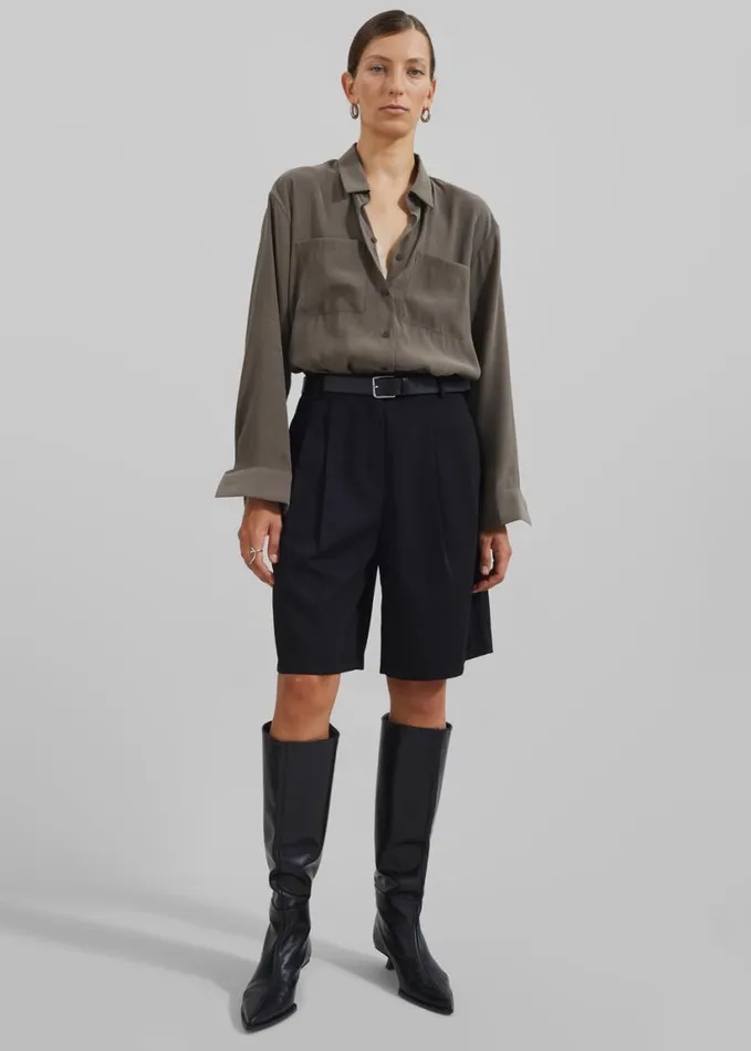 Clothing Women The Frankie Shop Sava Bermuda Shorts 8211 Black