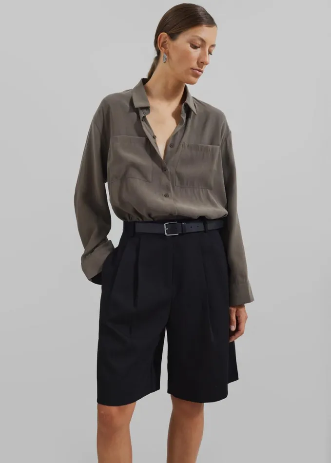 Clothing Women The Frankie Shop Sava Bermuda Shorts 8211 Black