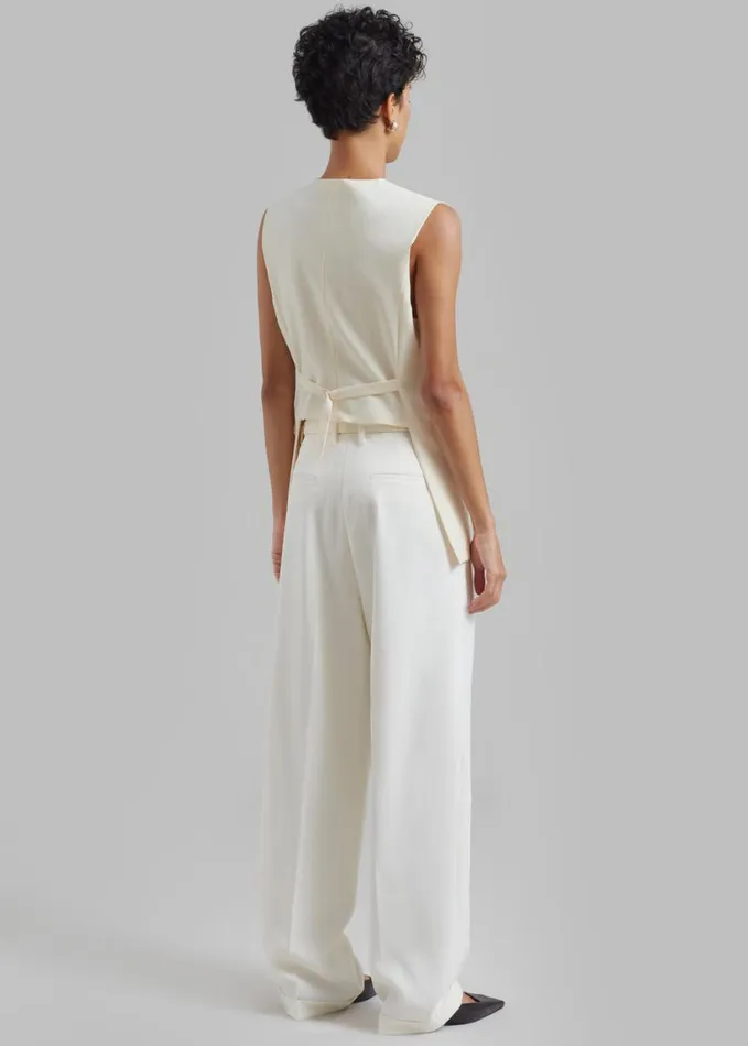 Clothing Women The Frankie Shop Sutton Vest 8211 Cream