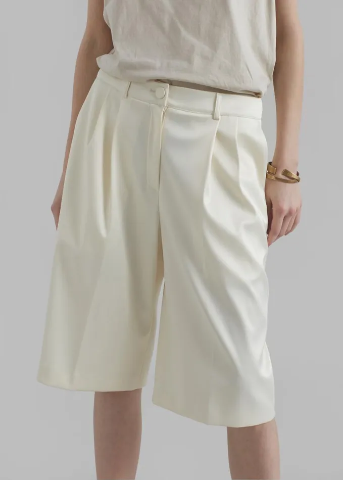 Clothing Women The Frankie Shop Vienna Satin Bermuda Shorts 8211 Cream