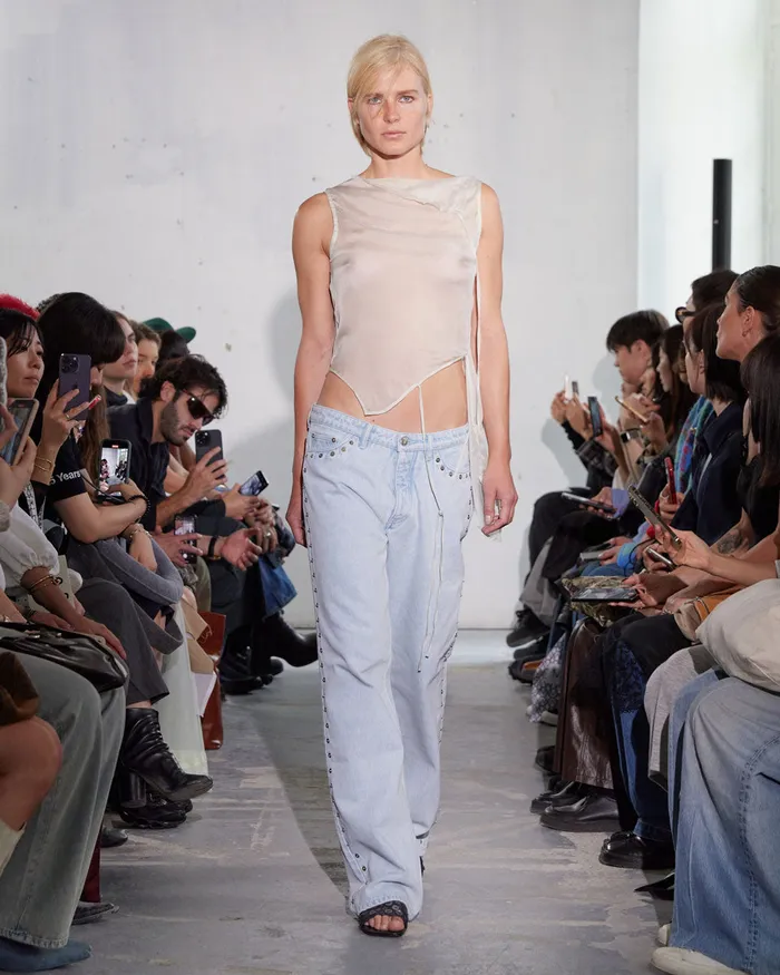 Crowd Light Denim Women Paloma Wool Jeans