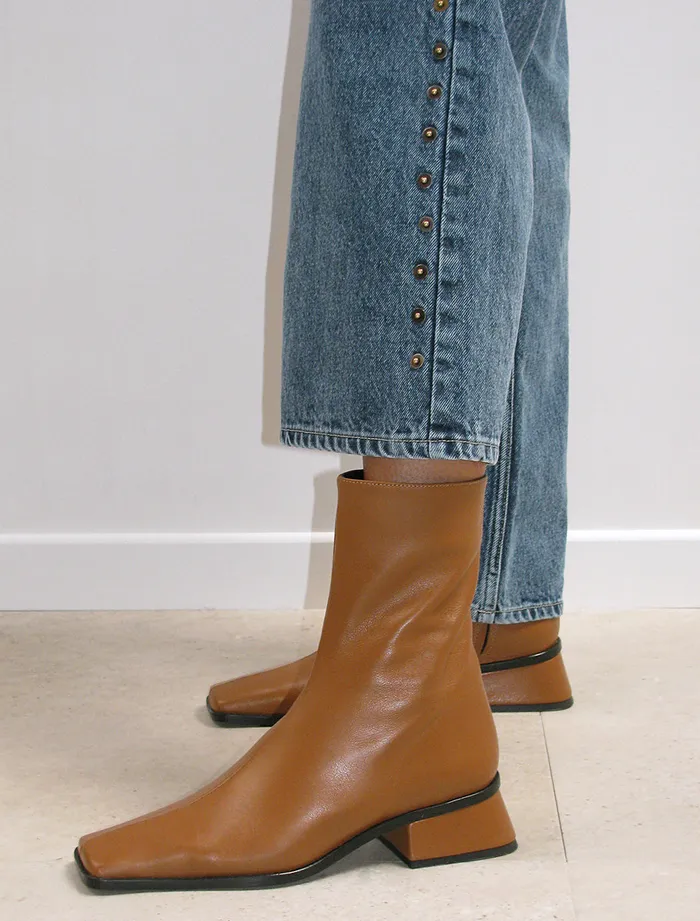 Delta Brown Women Paloma Wool Boots