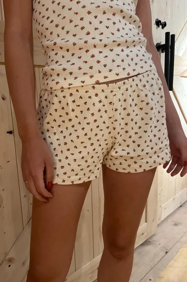 Emery Floral Cotton Shorts White With Red And Green Floral Women Brandy Melville Bottoms