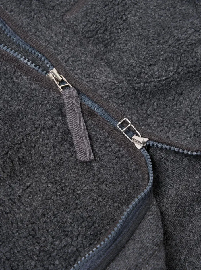 Fleece Men Universal Works Universal Works Zip Gilet In Charcoal Mountain Fleece