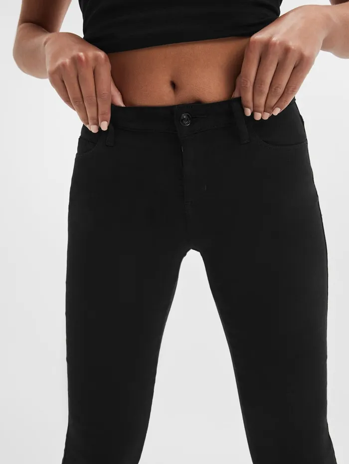 GUESS Jeans and Denim Sexy Curve MidRise Skinny Jeans Black 8211 Women
