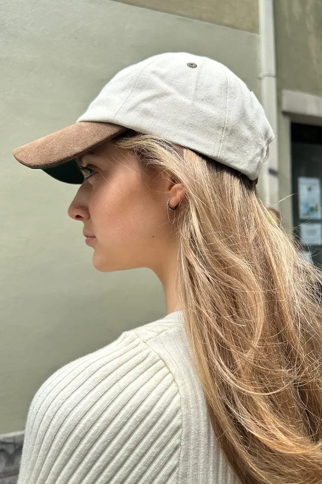 Katherine Baseball Cap Ivory Women Brandy Melville Hats and Caps