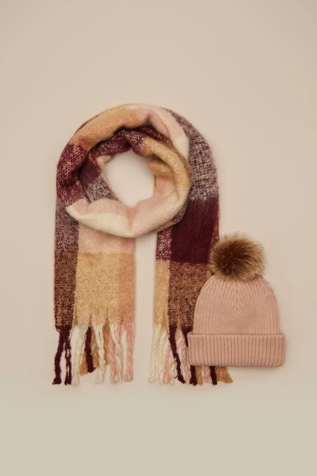 Lucky Brand Scarves and Bandanas Women Beanie And Scarf Boxed Set Pink Sand