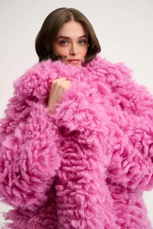 Luisa Spagnoli Outerwear Corrente 8211 Oversized Jacket 8211 Fashion Show 8211 Women Luisa Spagnoli Outerwear Corrente 8211 Oversized Jacket 8211 Fashion Show 8211 Women