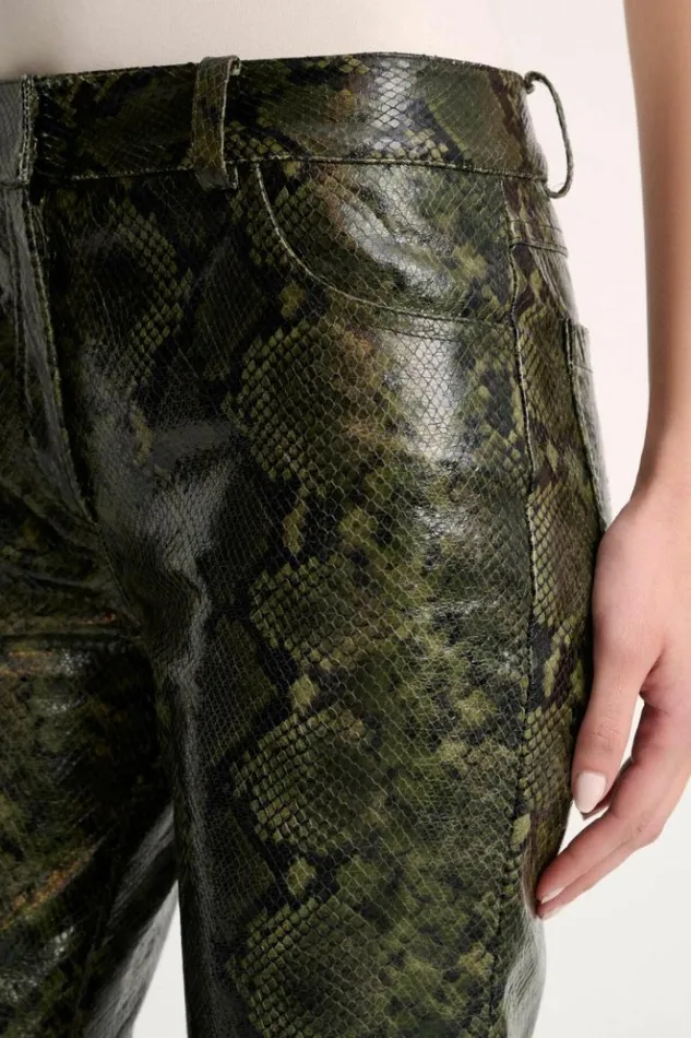 Luisa Spagnoli Pants Olivi 8211 Leather Trousers 8211 Fashion Show 8211 Women Luisa Spagnoli Pants Olivi 8211 Leather Trousers 8211 Fashion Show 8211 Women