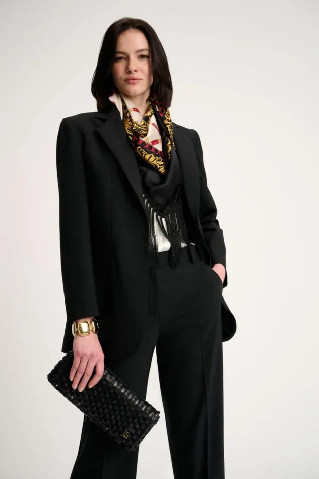 Luisa Spagnoli Scarves And Foulards Redunca 8211 Silk Shawl Blackcream 8211 Women Luisa Spagnoli Scarves And Foulards Redunca 8211 Silk Shawl Blackcream 8211 Women