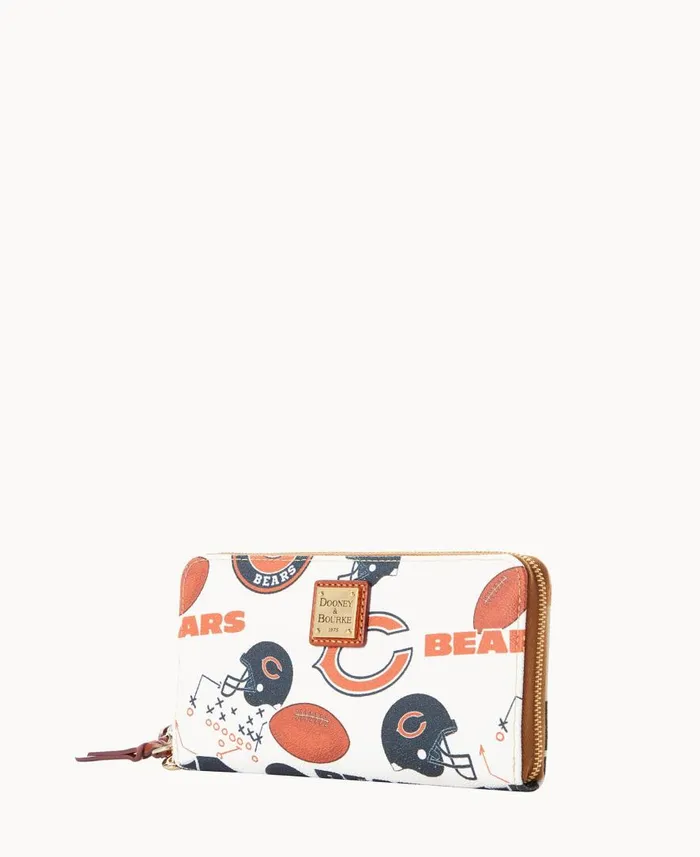 ManWoman NFL Bears Large Zip Around Wristlet Bears Dooney and Bourke Wallets ManWoman NFL Bears Large Zip Around Wristlet Bears Dooney and Bourke Wallets