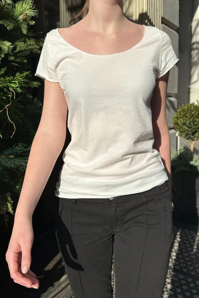 Maxie Top Natural White Women Brandy Melville Tops