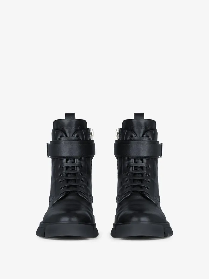 Men Boots and Loafers Givenchy Terra Boots In Leather With 4G Buckle Black