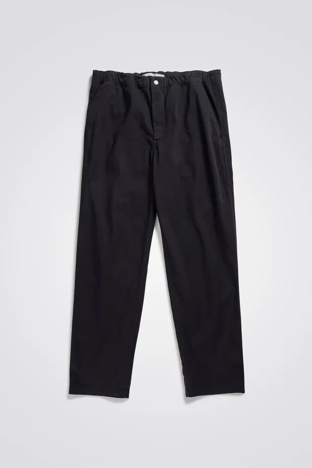 Men Ezra Light Stretch Black Norse Projects Trousers