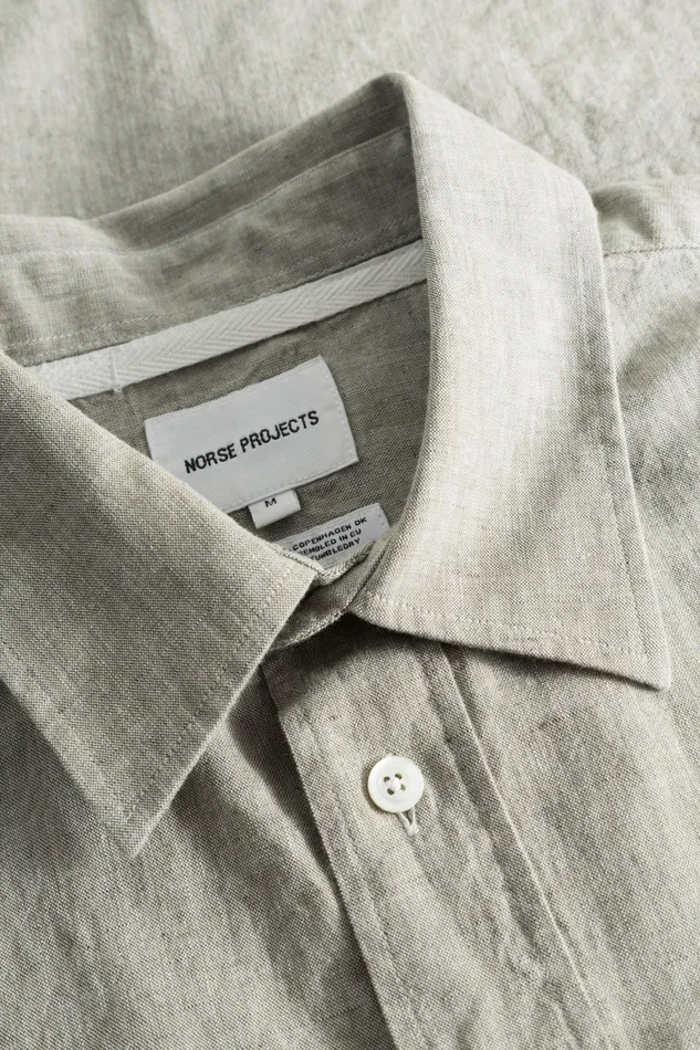 Men Ivan Relaxed Cotton Linen SS Shirt Ivy Green Norse Projects Shirting