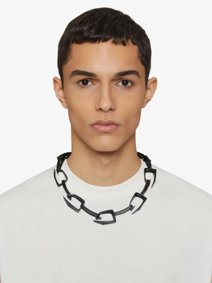 Men Jewelry Givenchy Large Giv Cut Necklace In Metal And Enamel Black Men Jewelry Givenchy Large Giv Cut Necklace In Metal And Enamel Black