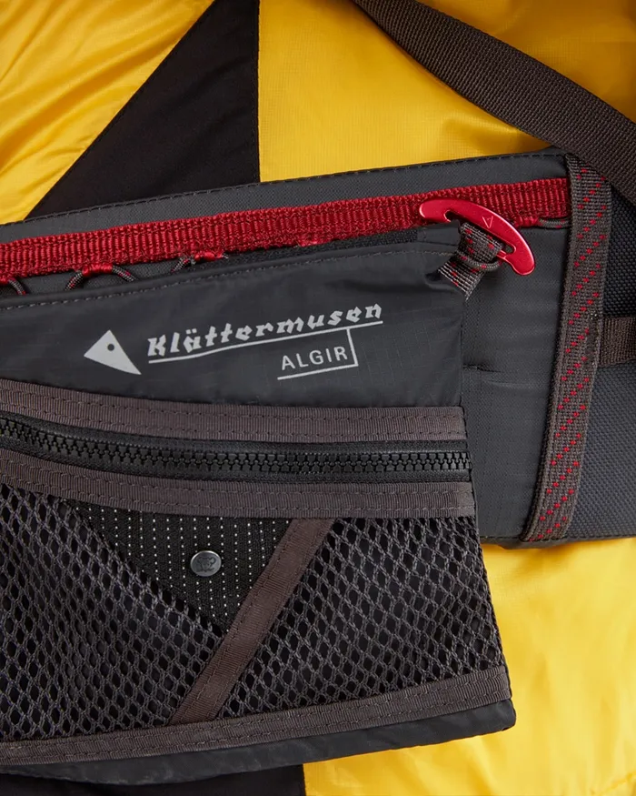 MenWomen Algir Small Accessory Bag Chaya Sand Klttermusen Gear Bags and Organisers