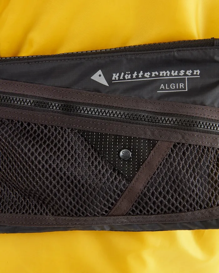 MenWomen Algir Small Accessory Bag Chaya Sand Klttermusen Gear Bags and Organisers