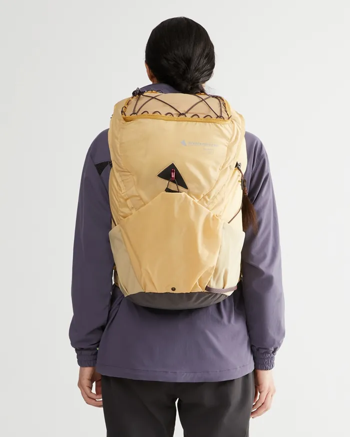 MenWomen Gilling Backpack 26L Lightweight Retina Backpack 26L Chaya Sand Klttermusen SingleDay Backpacks 1832l