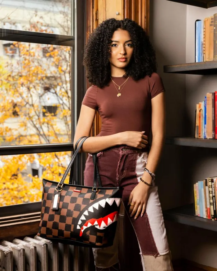 SHARKS IN PARIS VANQUISH TOTE Bags SPRAYGROUND