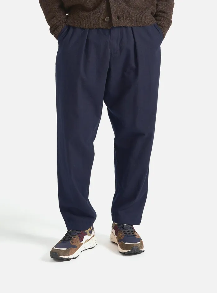 Trousers Men Universal Works Universal Works Pleated Track Pant In Navy Brushed Moleskin