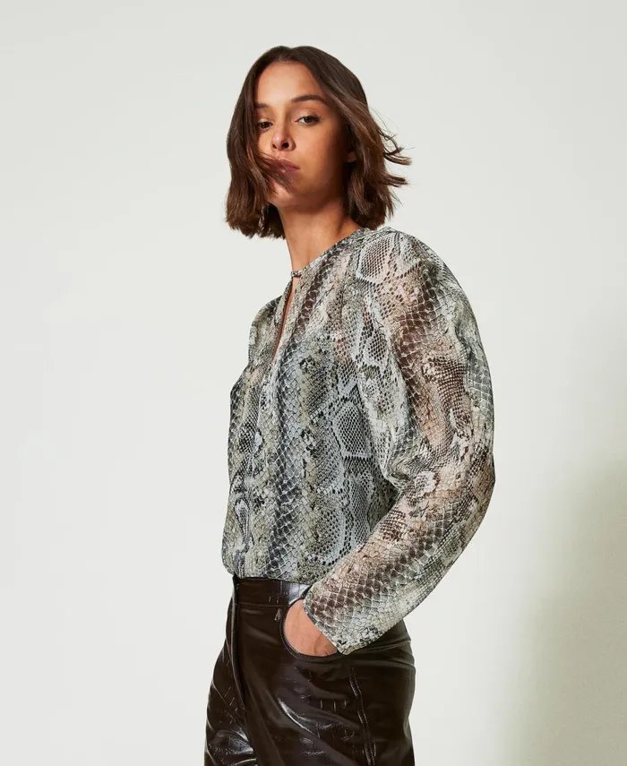 Twinset Creponne Blouse With Snake Print Soft Snake Print Women Blouses And Shirts Twinset Creponne Blouse With Snake Print Soft Snake Print Women Blouses And Shirts