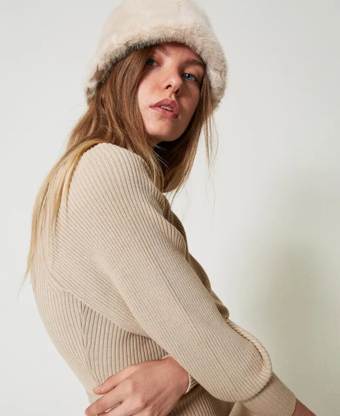 Twinset Faux Fur Bucket Hat With Logo White Cream Women Hats Twinset Faux Fur Bucket Hat With Logo White Cream Women Hats
